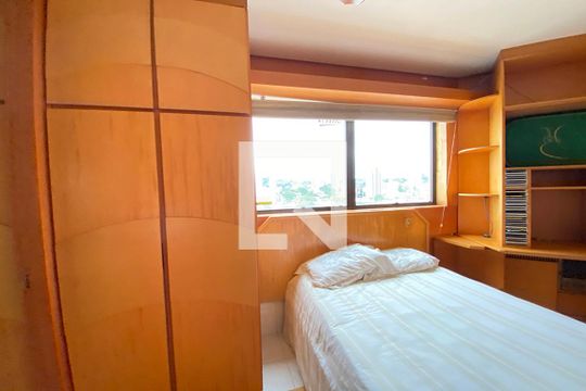 Quarto 1 de apartamento à venda com 6 quartos, 319m² em Rio Branco, Novo Hamburgo