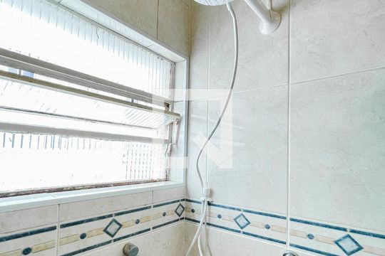 Banheiro de apartamento à venda com 1 quarto, 58m² em Paraíso, São Paulo