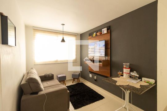 Apartamento para alugar com 2 quartos, 42m² em Guaratiba, Rio de Janeiro