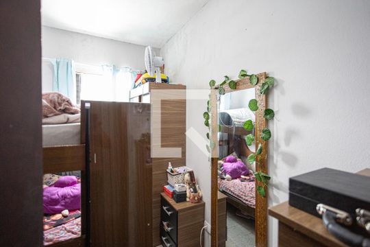 Quarto 2 de casa à venda com 1 quarto, 90m² em Vila Yolanda, Osasco