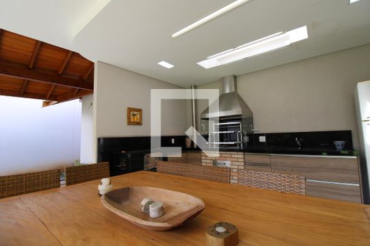 varanda de casa à venda com 5 quartos, 344m² em Santo Amaro, São Paulo