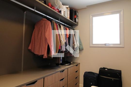 Closet de casa à venda com 5 quartos, 344m² em Santo Amaro, São Paulo