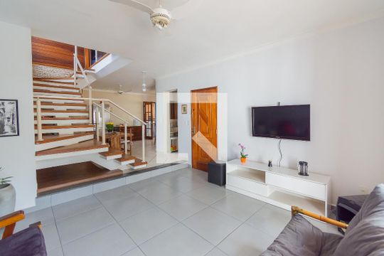Sala de casa à venda com 5 quartos, 300m² em Loteamento Parque São Martinho, Campinas