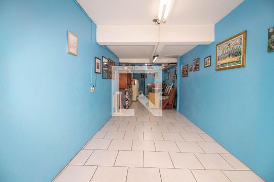 Garagem de apartamento à venda com 2 quartos, 65m² em Passo da Areia, Porto Alegre
