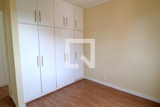 Quarto 2 de apartamento para alugar com 3 quartos, 55m² em Jardim Dom Vieira, Campinas