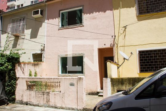 Fachada da Casa de casa de condomínio à venda com 3 quartos, 87m² em Lins de Vasconcelos, Rio de Janeiro