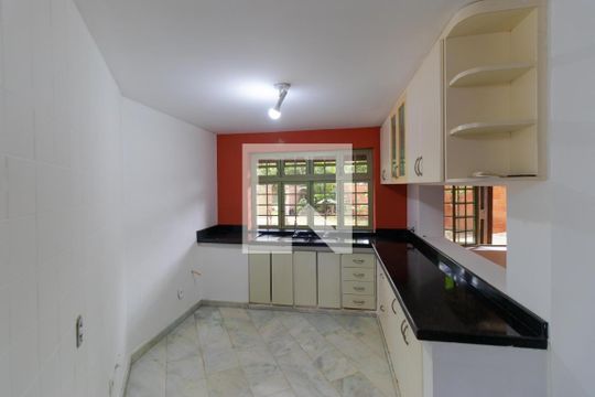 Cozinha de casa à venda com 3 quartos, 237m² em Guará, Campinas