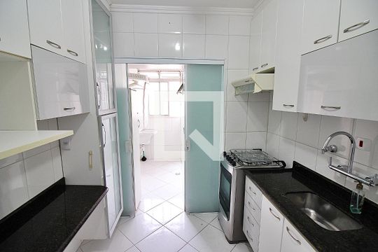 Cozinha de apartamento para alugar com 3 quartos, 70m² em Rudge Ramos, São Bernardo do Campo