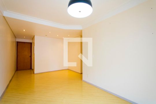 Sala de apartamento à venda com 3 quartos, 76m² em Vila Gilda, Santo André