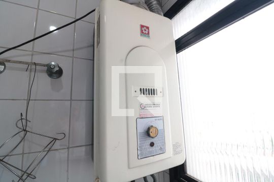 Área de Serviço - aquecedor a gás de apartamento à venda com 3 quartos, 67m² em Vila Aricanduva, São Paulo