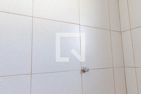 Banheiro Social de casa à venda com 3 quartos, 120m² em Uberaba, Curitiba