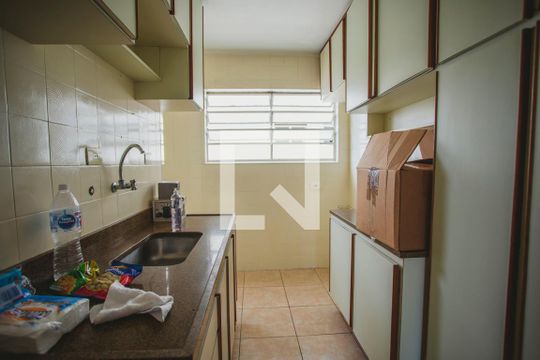 Cozinha de apartamento à venda com 2 quartos, 69m² em Bosque da Saúde, São Paulo