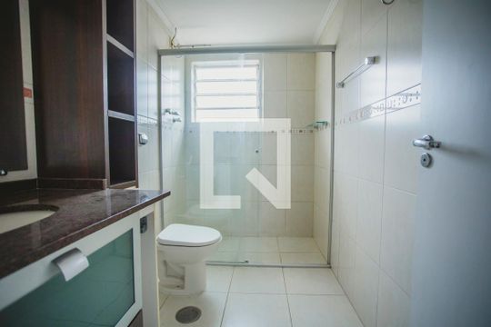 Banheiro de apartamento à venda com 2 quartos, 69m² em Bosque da Saúde, São Paulo