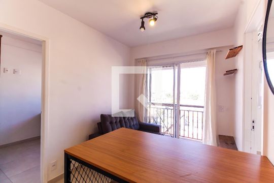 Sala de apartamento para alugar com 2 quartos, 39m² em Vila Invernada, São Paulo