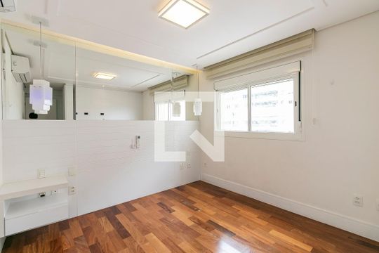 Suíte 1 de apartamento para alugar com 3 quartos, 156m² em Parque da Mooca, São Paulo