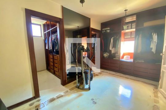Casa à venda com 5 quartos, 583m² em São Luiz, Belo Horizonte