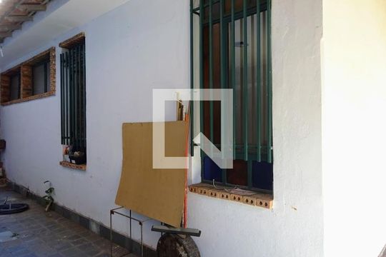 Casa à venda com 4 quartos, 251m² em Graça, Belo Horizonte