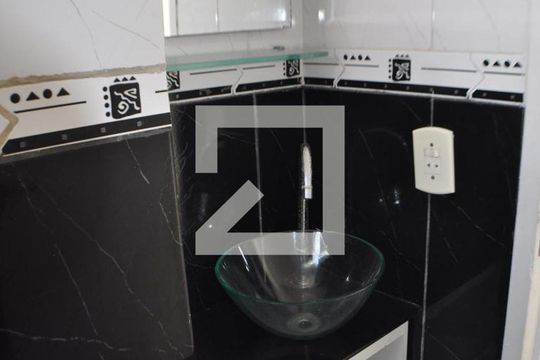 Banheiro Social de apartamento à venda com 2 quartos, 55m² em Jacarepaguá, Rio de Janeiro
