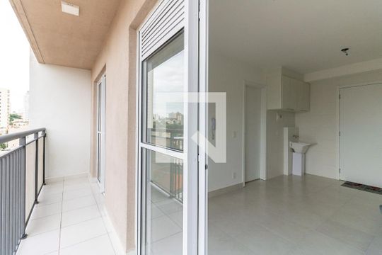 Varanda  de apartamento para alugar com 1 quarto, 32m² em Jardim da Glória, São Paulo