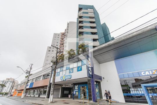 Fachada do Condomínio de apartamento à venda com 1 quarto, 42m² em Portão, Curitiba