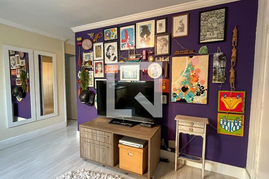 Sala de apartamento à venda com 2 quartos, 70m² em Jardim Íris, São Paulo