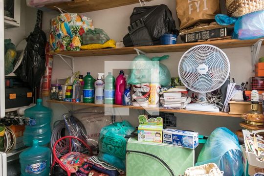 Quarto de Serviço de apartamento à venda com 3 quartos, 100m² em Penha, Rio de Janeiro