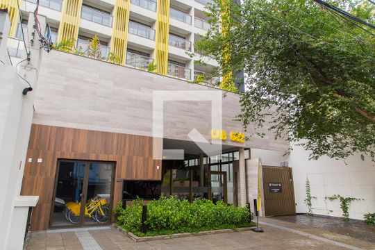 Fachada de kitnet/studio para alugar com 1 quarto, 28m² em Vila Clementino, São Paulo