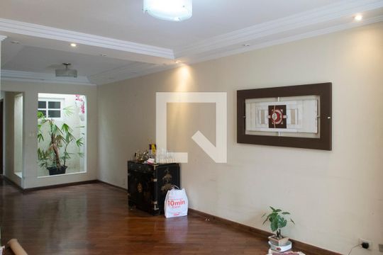 Casa à venda com 3 quartos, 150m² em Parque São Domingos, São Paulo