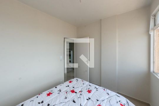 Quarto 2 de apartamento para alugar com 3 quartos, 76m² em Barro Preto, Belo Horizonte