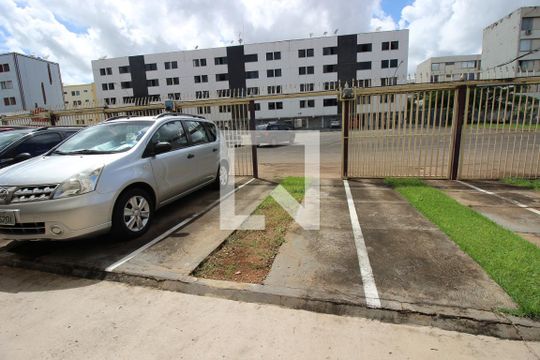 Garagem de apartamento para alugar com 3 quartos, 67m² em Cruzeiro Novo, Brasília