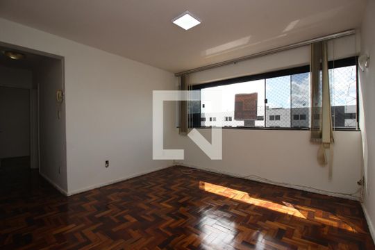 Apartamento para alugar com 3 quartos, 67m² em Cruzeiro Novo, Brasília