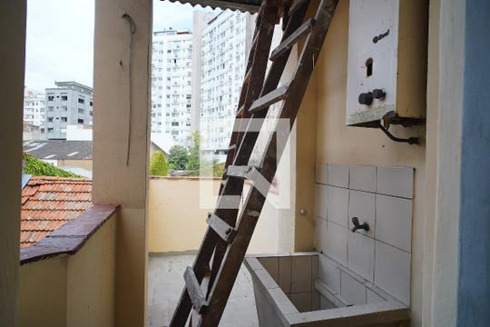 Area de Serviço de casa à venda com 3 quartos, 300m² em Floresta, Porto Alegre
