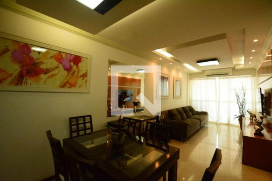 Apartamento para alugar com 3 quartos, 137m² em Vila Valqueire, Rio de Janeiro