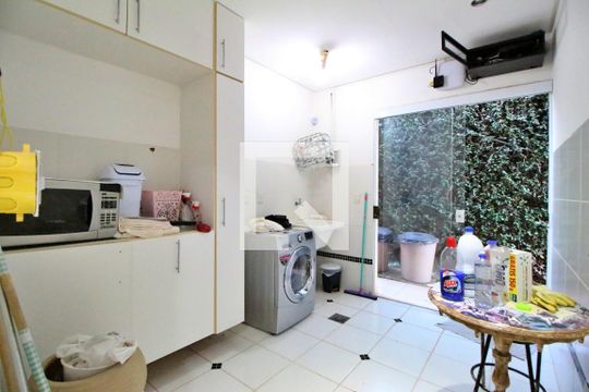 Área de Serviço de casa à venda com 9 quartos, 788m² em Jardim Santa Marcelina, Campinas