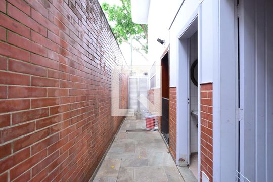 Quintal de casa à venda com 3 quartos, 300m² em Vila Mariana, São Paulo