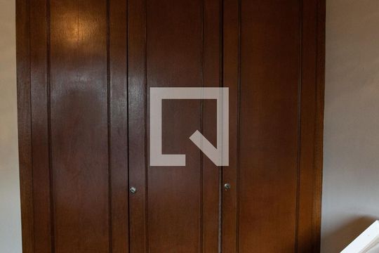 Quarto 2 de casa à venda com 4 quartos, 270m² em Lapa, São Paulo