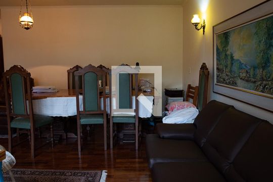 Sala de casa à venda com 4 quartos, 270m² em Lapa, São Paulo