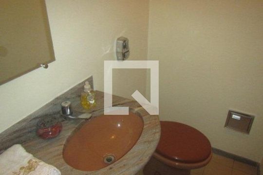 Apartamento à venda com 4 quartos, 220m² em Santa Lúcia, Belo Horizonte