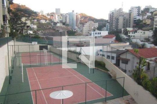 Apartamento à venda com 4 quartos, 220m² em Santa Lúcia, Belo Horizonte