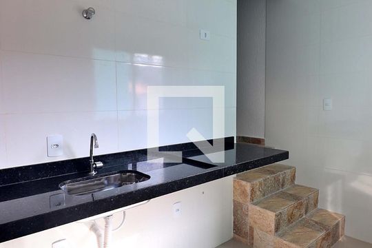 Cozinha de apartamento para alugar com 2 quartos, 90m² em Vila Camilópolis, Santo André