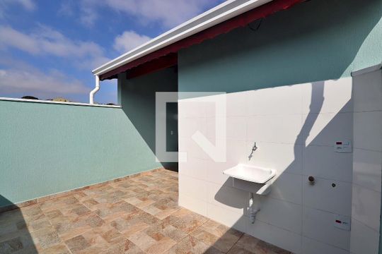 Área de Serviço de apartamento para alugar com 2 quartos, 90m² em Vila Camilópolis, Santo André