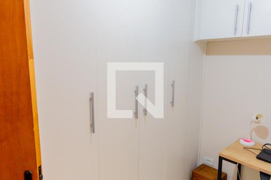 Armário de apartamento à venda com 3 quartos, 145m² em Vila Cecília Maria, Santo André