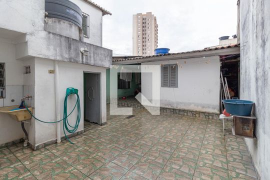 Quintal de casa à venda com 2 quartos, 200000m² em Quitaúna, Osasco
