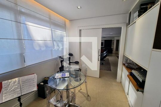 Apartamento à venda com 4 quartos, 280m² em Comiteco, Belo Horizonte