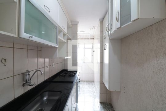 Cozinha e Área de Serviço de apartamento à venda com 2 quartos, 49m² em Belenzinho, São Paulo