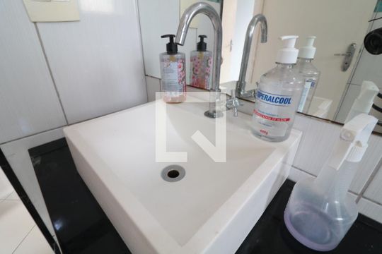Banheiro - pia de apartamento à venda com 2 quartos, 49m² em Belenzinho, São Paulo