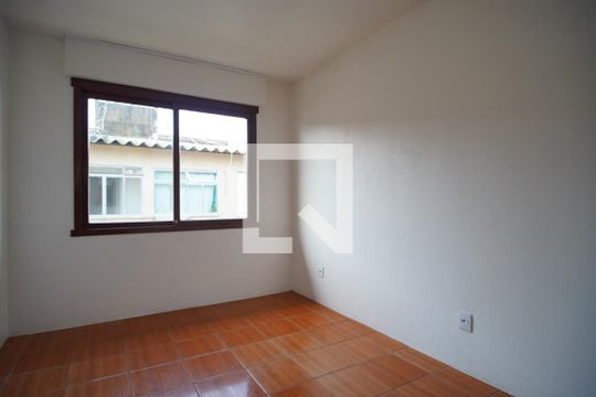 Quarto  de apartamento à venda com 1 quarto, 51m² em Rubem Berta, Porto Alegre