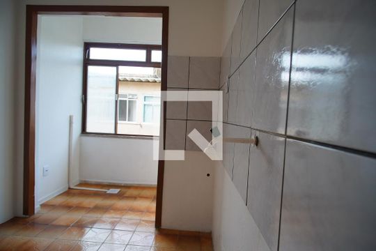 Cozinha  de apartamento à venda com 1 quarto, 51m² em Rubem Berta, Porto Alegre