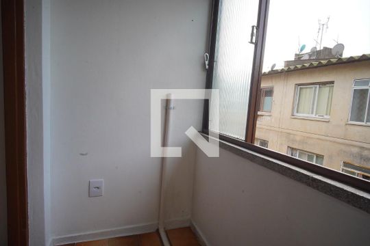 Lavanderia  de apartamento à venda com 1 quarto, 51m² em Rubem Berta, Porto Alegre
