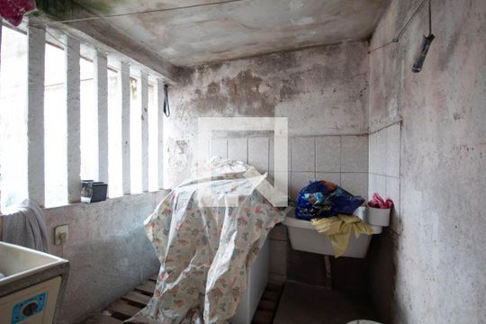 Área de Serviço de casa à venda com 2 quartos, 170m² em Novo Osasco, Osasco